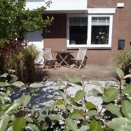 Holidaytime Apartment *